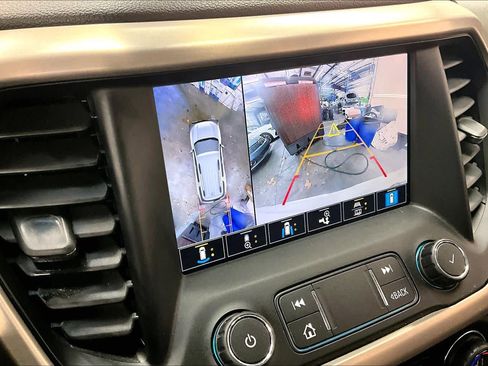 Used 2021 GMC Acadia Denali w/ Denali Ultimate Package image 21