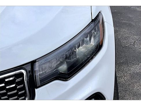 Certified 2024 Jeep Compass Limited image 33