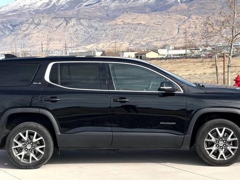 Used 2021 GMC Acadia SLE image 4