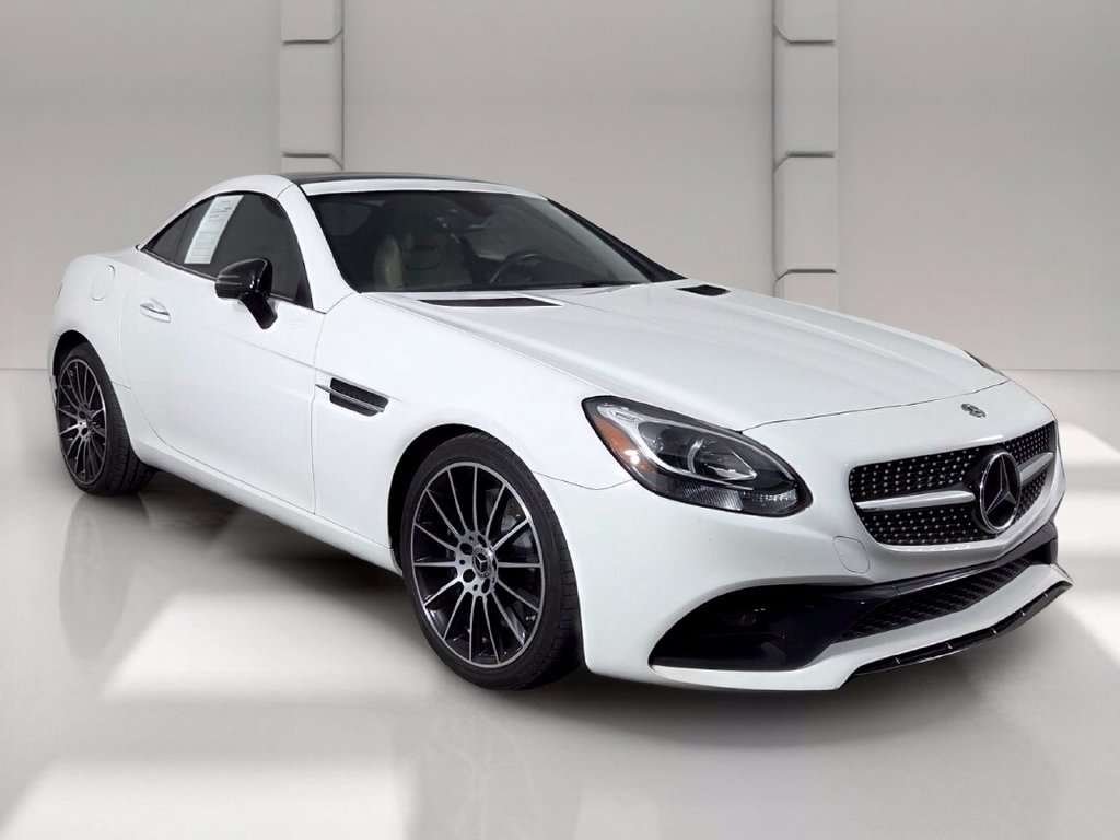 Used 2020 Mercedes-Benz SLC 300 image 2