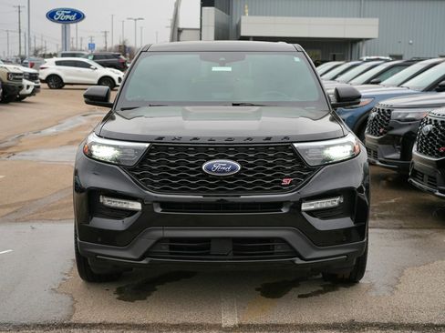 Used 2022 Ford Explorer ST w/ Equipment Group 401A image 3