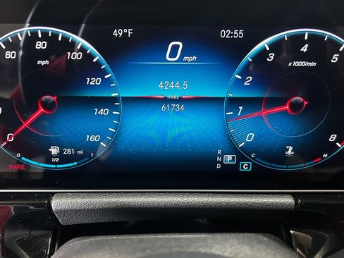 Used 2021 Mercedes-Benz GLA 250 GLA 250 image 3