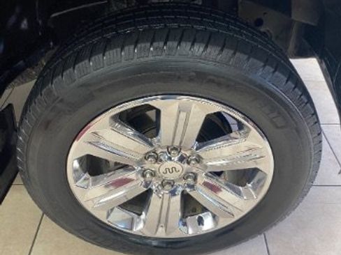 Used 2019 Ford F150 King Ranch w/ Equipment Group 601A Luxury AWD/4WD image 29