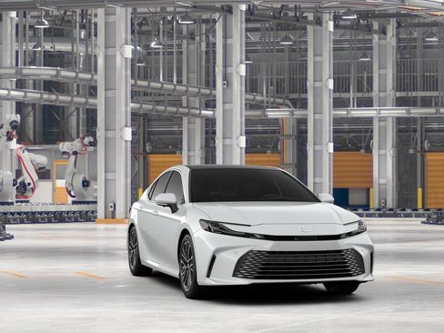 New 2026 Toyota Camry XLE AWD/4WD image 16