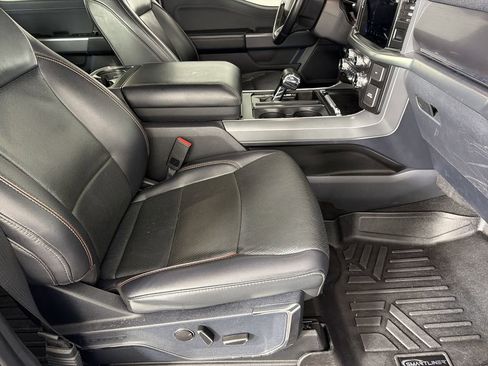 Used 2021 Ford F150 Lariat image 11