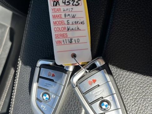 Used 2017 BMW 540i w/ Premium Package image 46