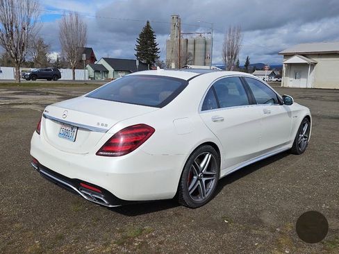 Used 2019 Mercedes-Benz S 63 AMG S 4MATIC Sedan image 2