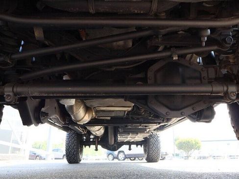 Used 2024 Ford F350 Platinum w/ Tremor Off-Road Package AWD/4WD image 11