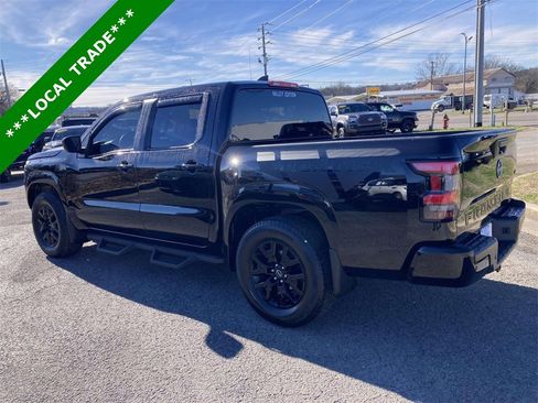 Used 2023 Nissan Frontier SV w/ Midnight Edition Package image 6