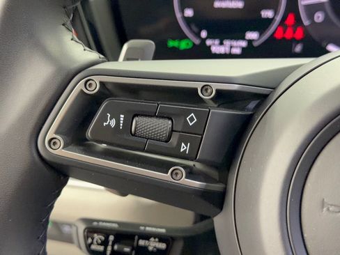 Certified 2025 Porsche Cayenne S AWD/4WD image 18