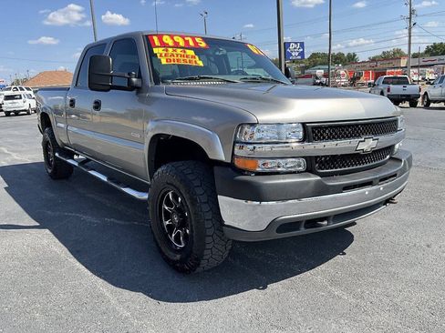 Used 2002 Chevrolet Silverado 2500 LT w/ Off-Road Skid Plate Pkg AWD/4WD image 7