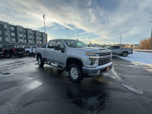 Used 2021 Chevrolet Silverado 2500 LTZ image 2