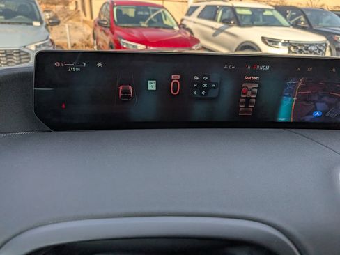 Used 2025 Ford Expedition Platinum w/ Stealth Performance Package image 19