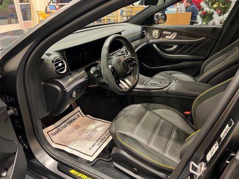 Used 2023 Mercedes-Benz E 63 AMG S image 11