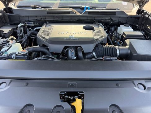 New 2026 INFINITI QX80 4WD image 11