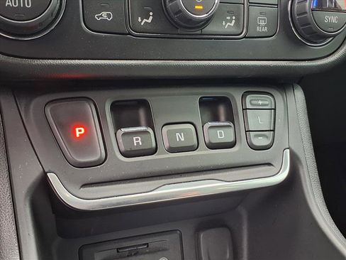 Used 2019 GMC Terrain Denali w/ Driver Alert Package II image 14