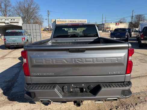 Used 2019 Chevrolet Silverado 1500 Custom w/ Custom Convenience Package image 13