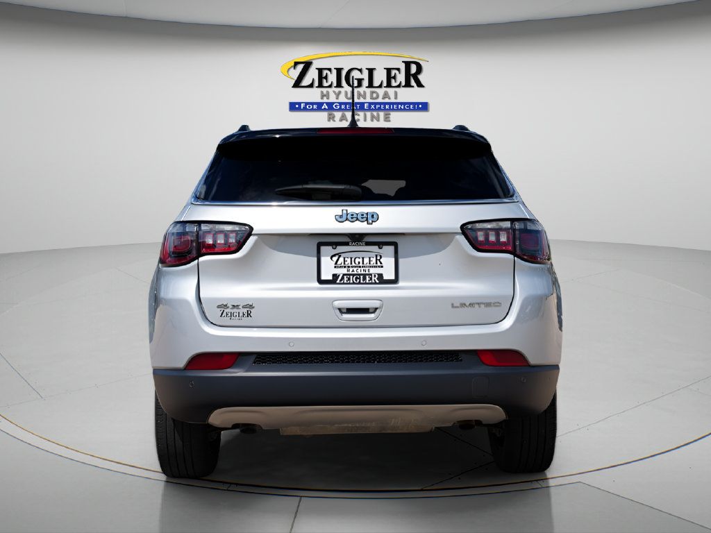 Used 2024 Jeep Compass Limited AWD/4WD image 6
