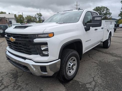 New 2025 Chevrolet Silverado 3500 W/T w/ WT Convenience Package image 2