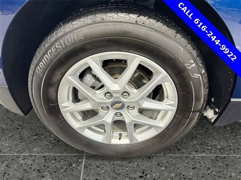 Used 2022 Chevrolet Equinox LS w/ LS Convenience Package image 24
