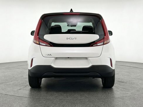 Used 2025 Kia Soul LX w/ LX Technology Package image 7