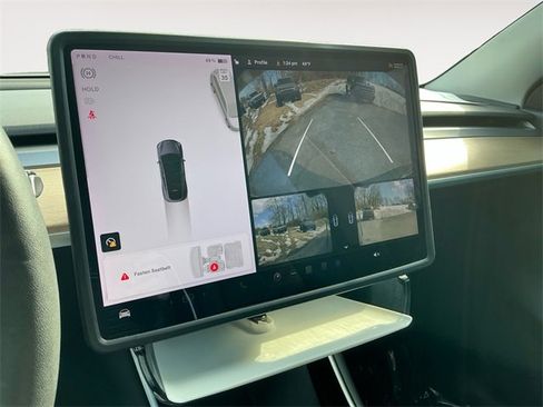 Used 2021 Tesla Model Y 2WD image 10