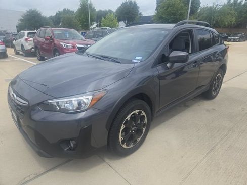 Used 2021 Subaru Crosstrek 2.0i Premium w/ Moonroof Package AWD/4WD image 6