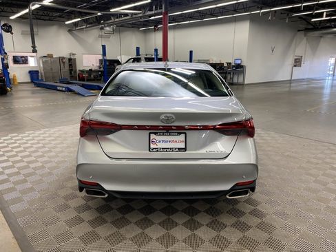 Used 2019 Toyota Avalon Limited w/ Advanced Safety Package image 8