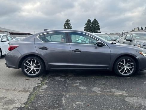 Used 2019 Acura ILX w/ Premium Package image 3