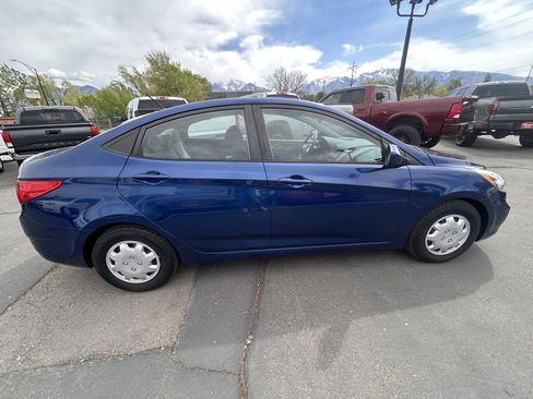 Used 2017 Hyundai Accent SE image 8