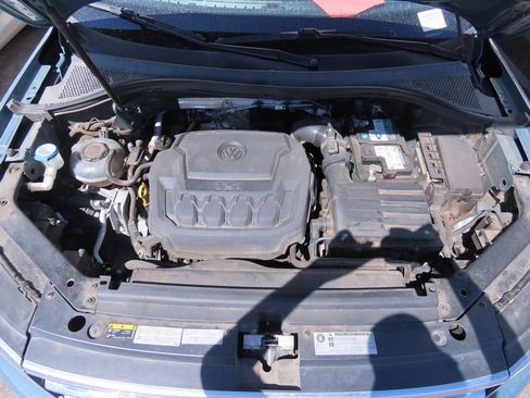 Used 2019 Volkswagen Tiguan SEL Premium image 13