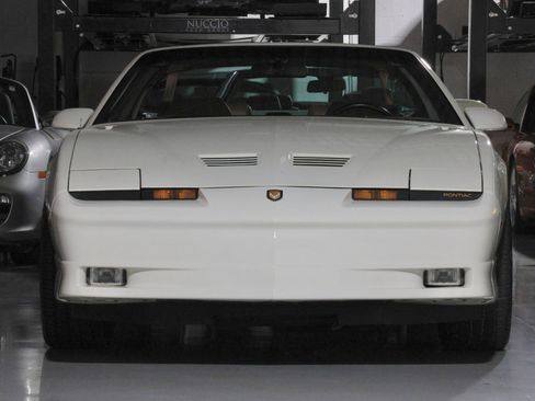 Used 1989 Pontiac Firebird Trans Am image 87