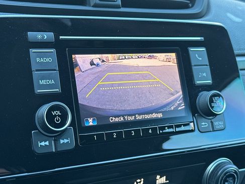 Used 2018 Honda CR-V LX image 25