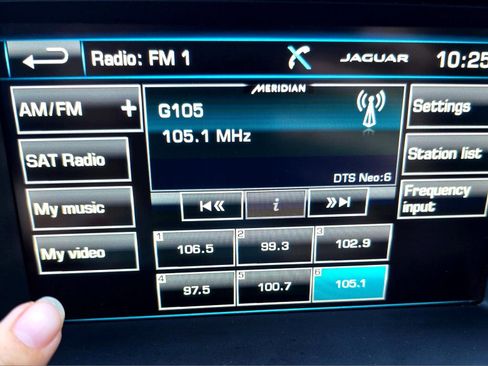 Used 2016 Jaguar F-TYPE R image 30