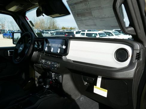 New 2026 Jeep Wrangler Willys AWD/4WD image 11