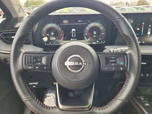 New 2026 Nissan Kicks SR w/ Cold Weather Package image 12