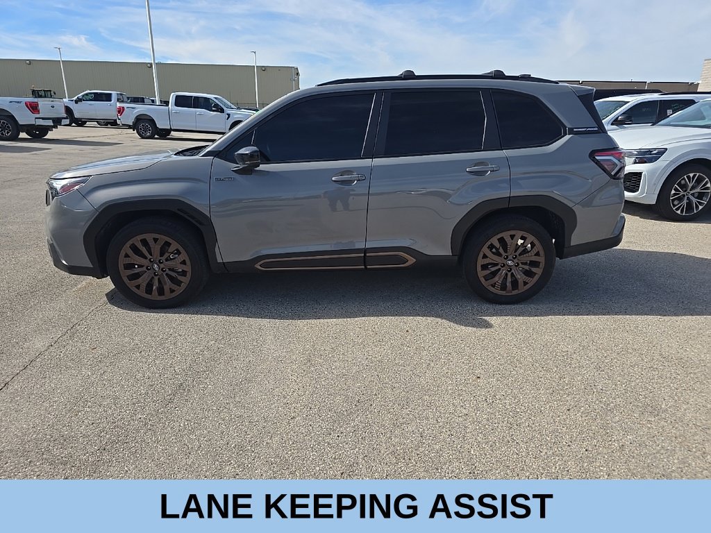 Used 2025 Subaru Forester Sport AWD/4WD image 3