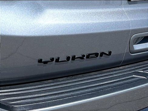 Used 2024 GMC Yukon AT4 w/ AT4 Premium Package image 22