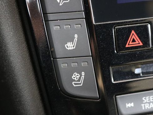 Certified 2025 INFINITI QX55 Essential image 56