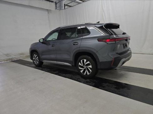 Used 2025 Volkswagen Tiguan S AWD/4WD image 4