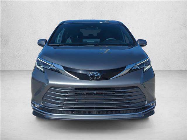 Used 2026 Toyota Sienna Platinum AWD/4WD image 2
