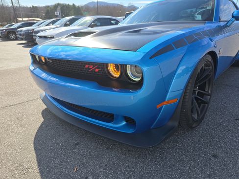 Used 2023 Dodge Challenger R/T Scat Pack image 8
