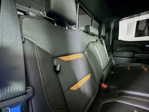 Used 2019 GMC Sierra 1500 AT4 w/ AT4 Premium Package image 29