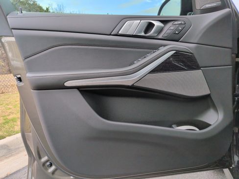 Used 2026 BMW X7 xDrive40i image 28