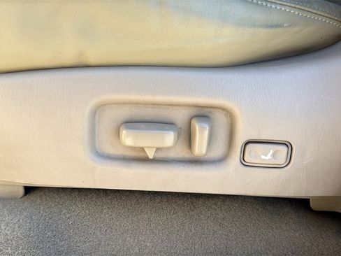 Used 1999 Toyota Land Cruiser image 13