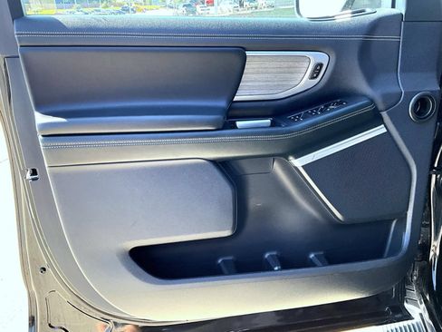 Certified 2026 Ford Expedition Max Platinum AWD/4WD image 9