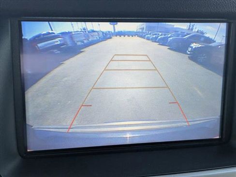 Used 2019 GMC Yukon SLT w/ Premium Edition image 13