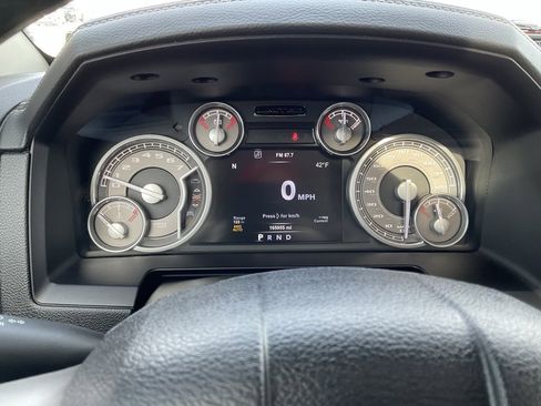 Used 2015 RAM 1500 Limited image 16