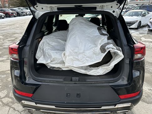 Used 2023 Chevrolet TrailBlazer ACTIV w/ Convenience Package image 14