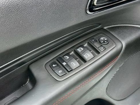 Used 2023 Dodge Durango R/T w/ Tow 'N Go Package AWD/4WD image 18